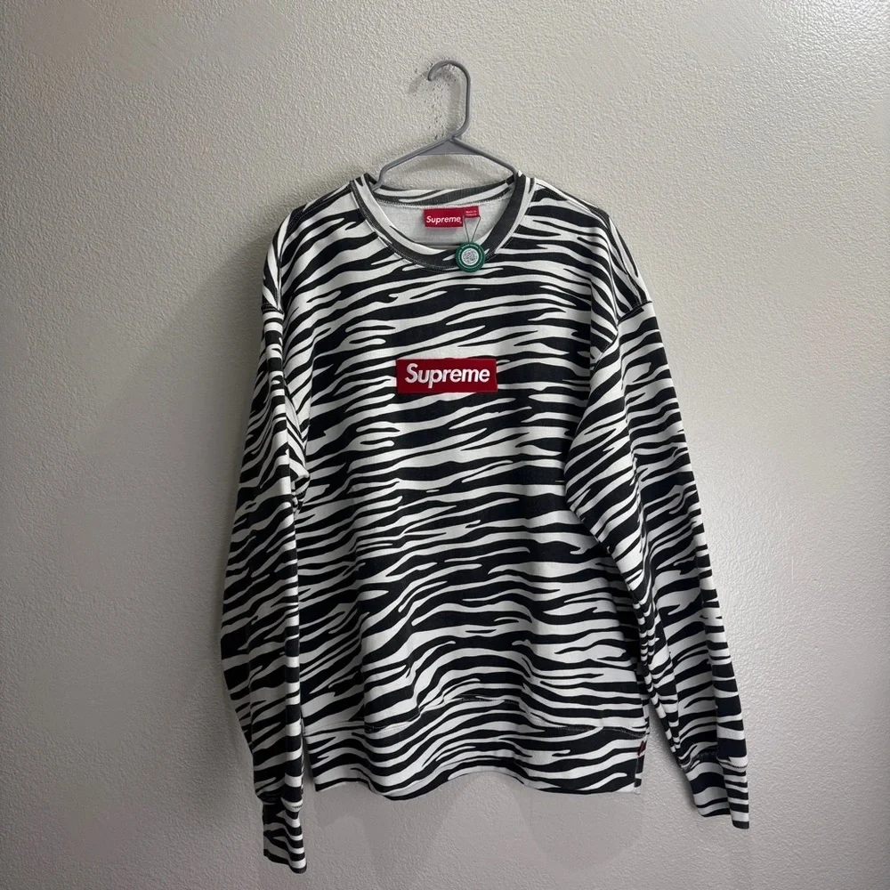 Supreme | Jackets & Coats | Supreme Box Logo Crewneck Fw22 Zebra 